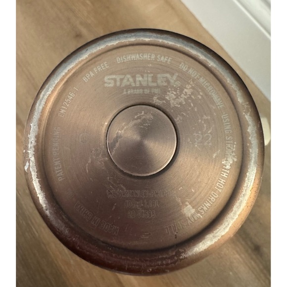 Stanley Tumbler Stainless Steel Rose Gold 40 Oz Travel Cup - Read Flaws - Picture 4 of 4